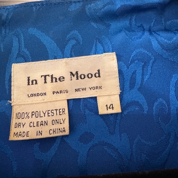 Vintage In The Mood Beaded and Embroidered Suit Jacket - Picture 3 of 7